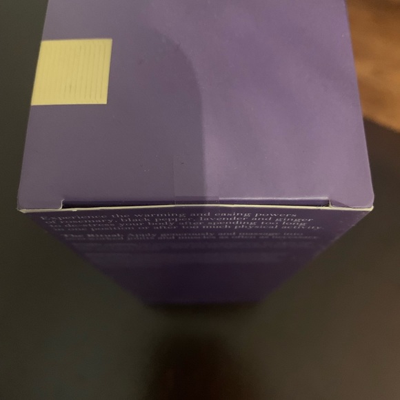 Aromatherapy and Associates Destress muscle gel - Picture 4 of 4